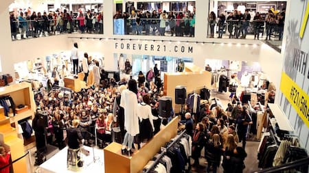 Llega Forever 21: la conocida cadena de indumentaria que buscará abrir un local por año