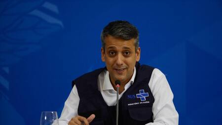 Director de Logística del Ministerio de Salud, Roberto Dias, Reuters