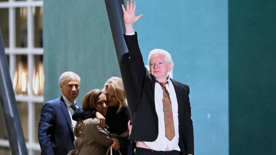 Julian Assange regresó a Australia. Foto: EFE.