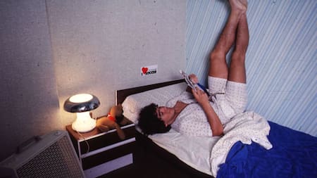 Diego Armando Maradona en su primera casa propia. Foto: lacasaded10s.com