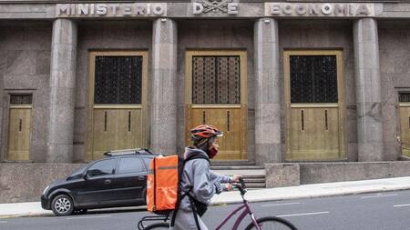 Argentina acumuló déficit fiscal de U$S250.000 millones entre 2008 y julio de 2021, según informe privado