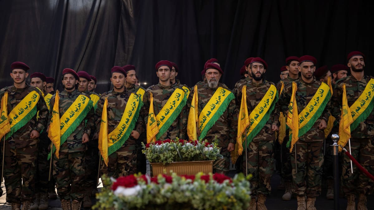 Hezbollah justifica la “legitimidad” de sus ataques contra Israel.