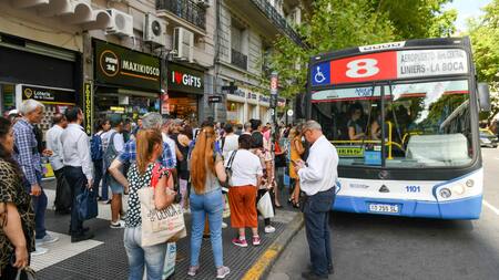 Se levantó la medida de fuerza en el AMBA. Foto: NA.