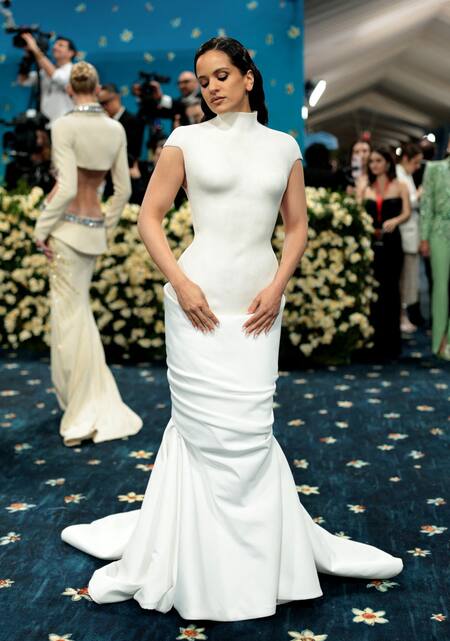 Rosalía Met Gala 2025. Foto: Reuters/Mario Anzuoni.