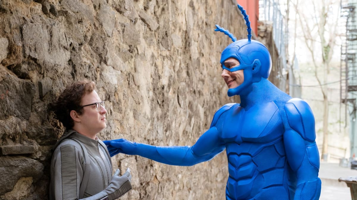 Por qué ver la serie de Prime Video sobre superhéroes llamada "The Tick".
