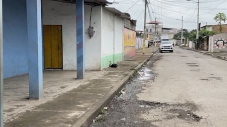 Terrorífico mensaje: una cabeza humana fue encontrada en las afuera de un colegio en Ecuador