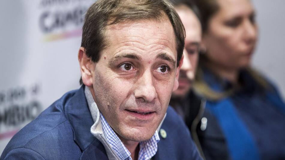 Julio Garro.