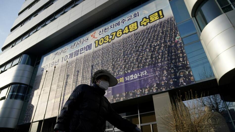 Coronavirus, REUTERS