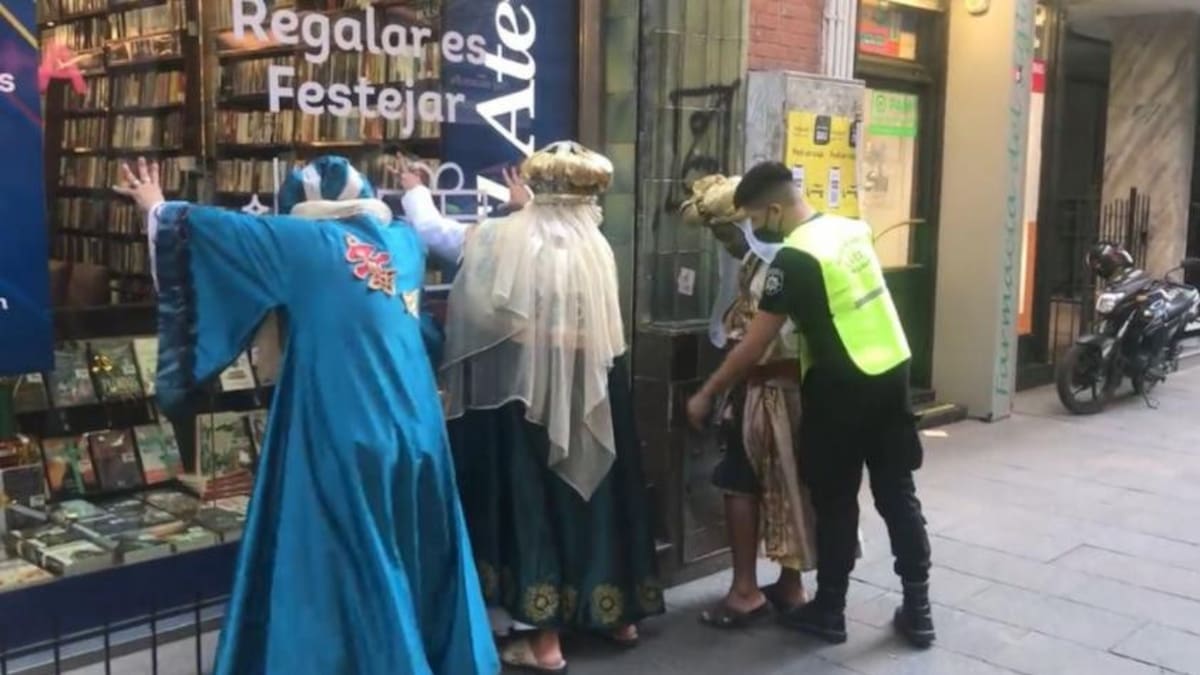 Demoraron a los Reyes Magos en Rosario tras denuncia de un celular robado: “Que Dios te perdone, flaca”
