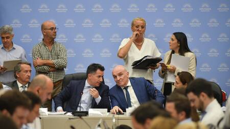 El oficialismo logró el dictamen de mayoría y se debatirá la Ley Ómnibus en la Cámara de Diputados. Foto: NA.