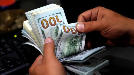 Dólares (Reuters)