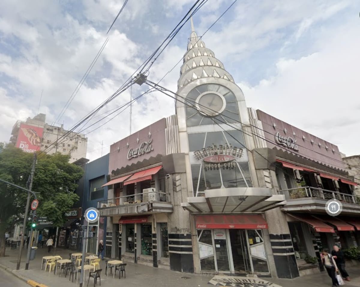 El Cafe Manhattan de Belgrano cierra sus puertas. Foto: Google Maps.