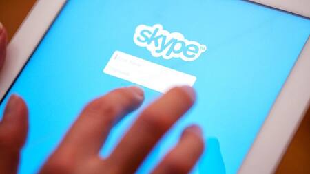 Una falla de Skype contesta llamadas automáticamente