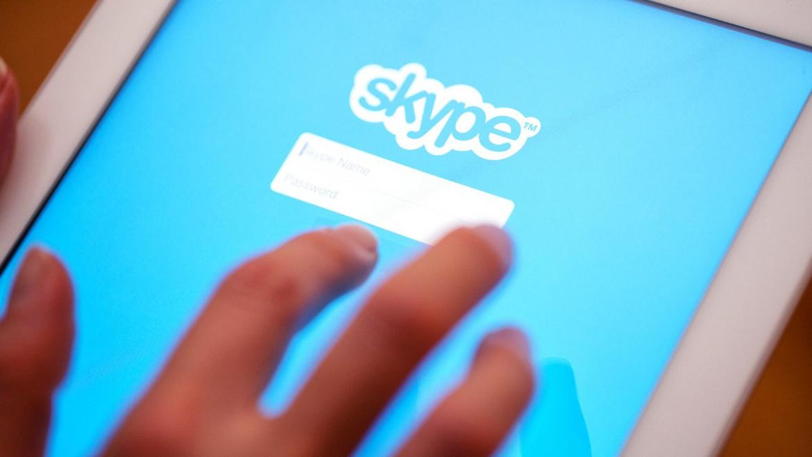 Una falla de Skype contesta las llamadas automáticamente