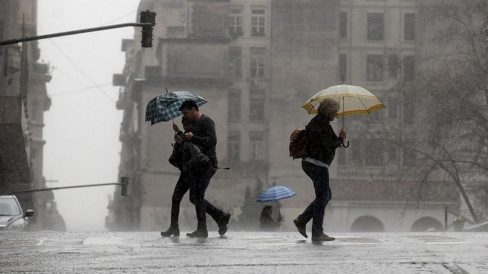 Lluvia en Buenos AIres. Foto: Reuters