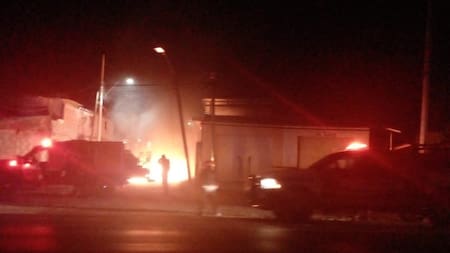 Coche bomba en México. Foto: @ivillasenor