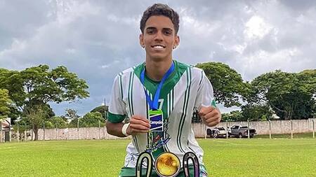 Vinicius Skulny, promesa del fútbol de Brasil. Foto: Twitter
