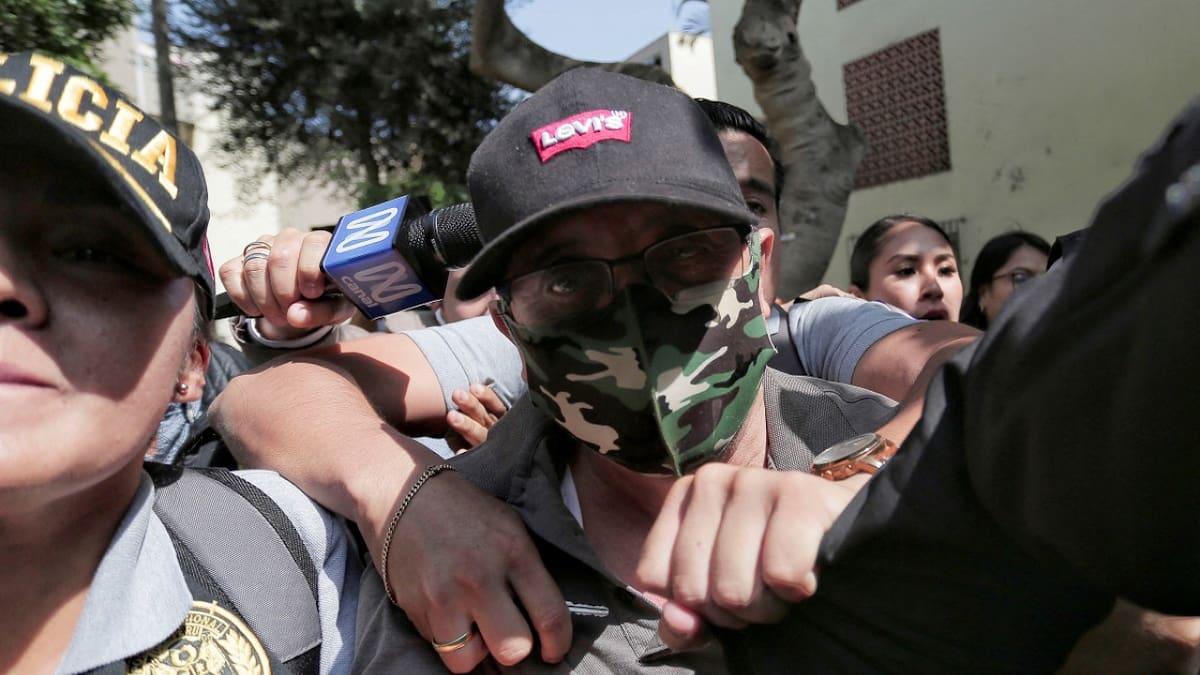 El arresto a Nicanor Boluarte, hermano de la presidenta de Perú, Dina Boluarte. Foto: Reuters.