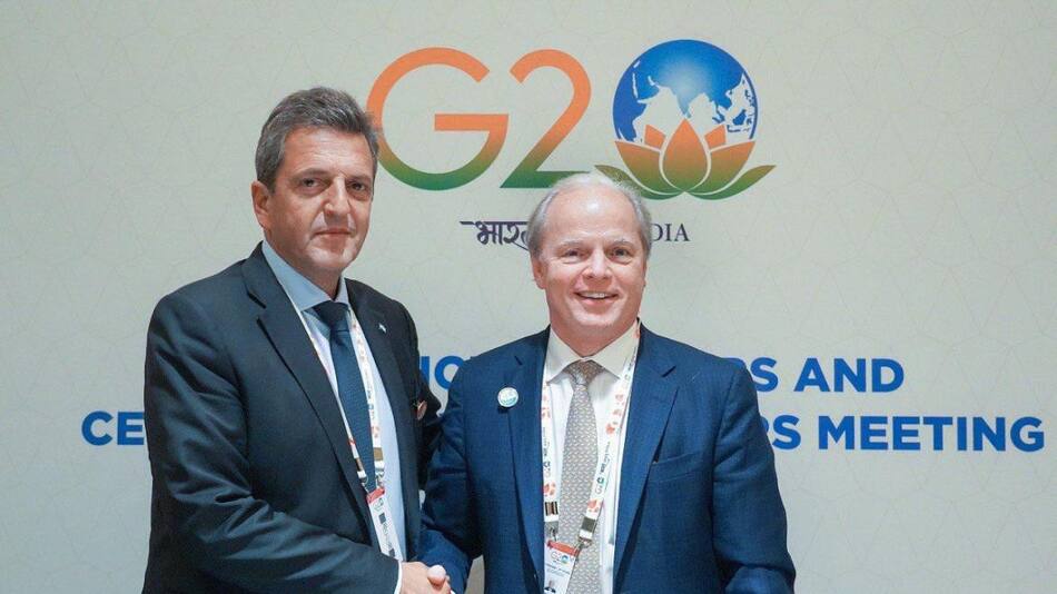Sergio Massa y Axel van Trotsenburg. Foto: NA.