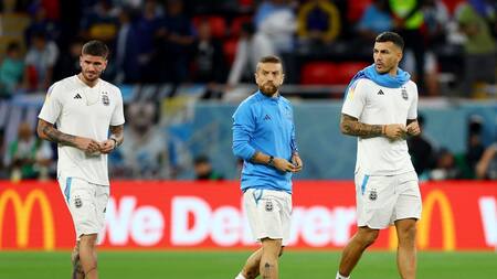 De Paul, Gómez y Paredes; Selección Argentina. Foto: Reuters.