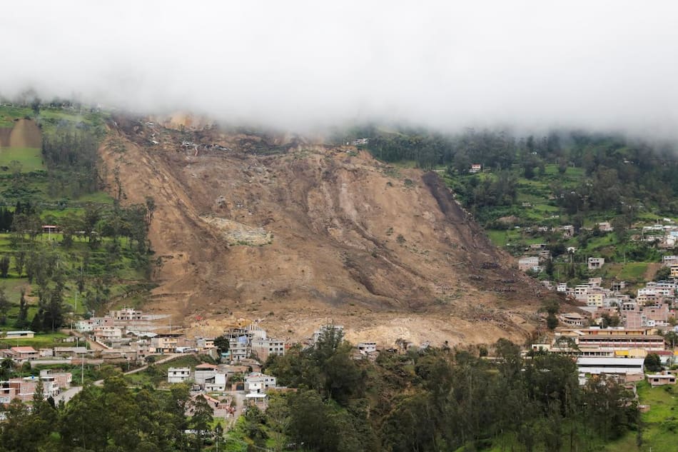 Alud en Ecuador. Foto: Reuters.