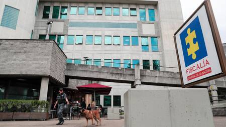 El edificio de la Fiscalía de Colombia donde se presentó a declarar Olmedo López. Foto: EFE