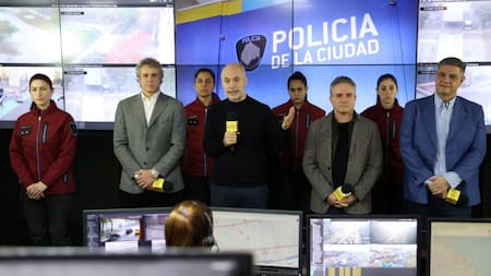 Anuncio en conferencia de Larreta. Foto: NA.