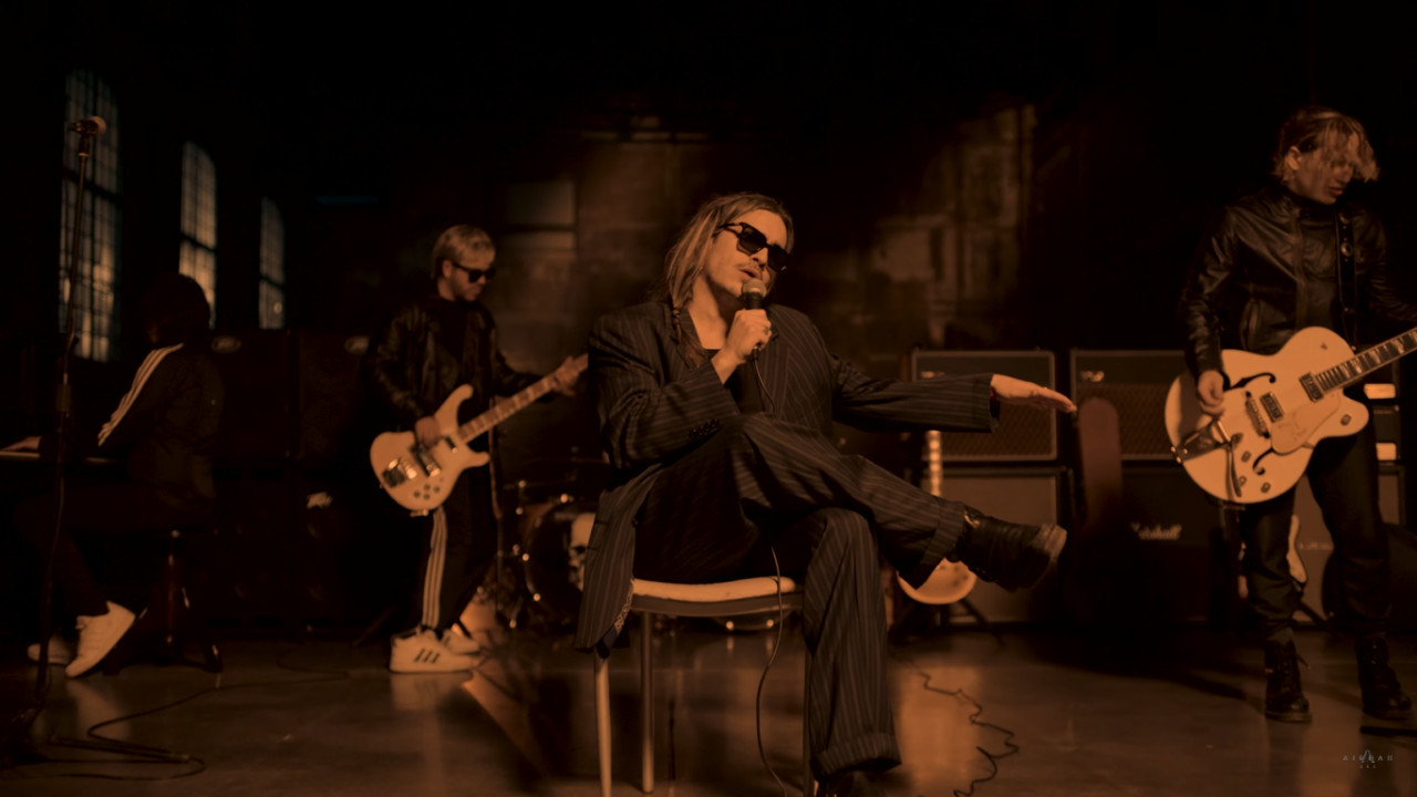 Verte de cerca, nuevo tema de Airbag