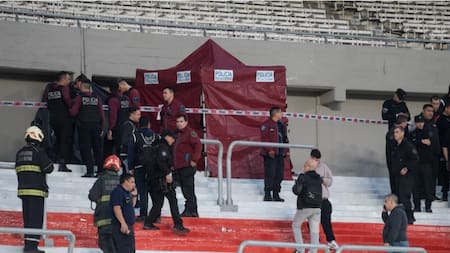 La tribuna a la que cayó el hincha de River. Foto: NA.
