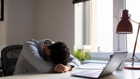 El mito de la agenda llena y la epidemia del “no paro nunca”: por qué estar ocupado no es sinónimo de éxito