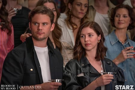 Los elencos de Outlander y Blood Of My Blood se juntaron en el Día Mundial de Outlander. Foto Instagram @outlande_starz