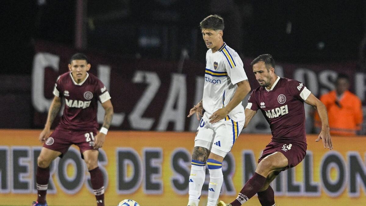 Boca Juniors y Lanús se verán las caras en los octavos de final del Torneo Apertura 2025. Foto: NA.