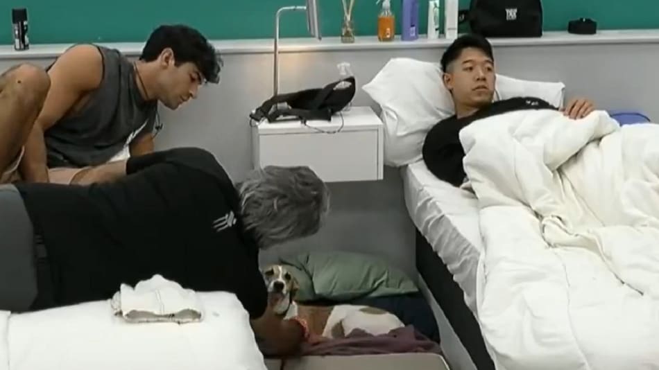 Arturo quiso morder a Darío en Gran Hermano. Foto: captura de video.