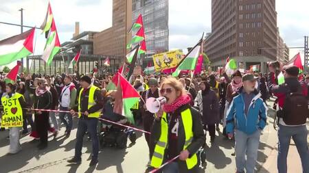Manifestación propalestina en Berlín. Foto: Reuters.