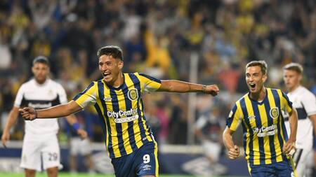 Rosario Central vs. Gimnasia y Esgrima La Plata. Foto: Twitter @RosarioCentral.