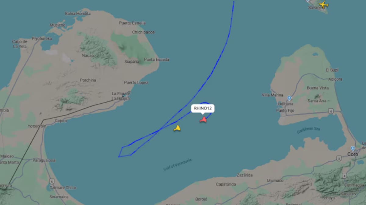 Sobrevuelo de aviones de Estados Unidos en el espacio aéreo de Venezuela.
