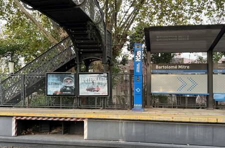 El Eternauta: la estación Bartolomé Mitre intervenida como en la serie. Foto: Pato Daniele