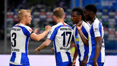 Festejo del Hertha Berlin ante el Unión Berlín en la Bundesliga, REUTERS