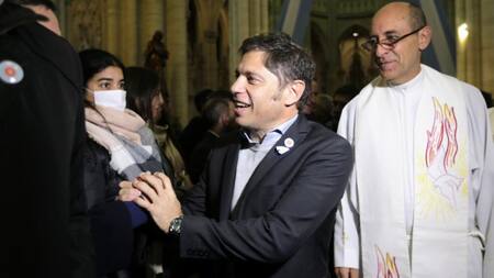 Axel Kicilof en el Tedeum de la Catedral de La Plata. Foto: NA.