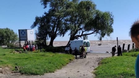 Berisso: un hombre se arrojó al río para rescatar a sus hijos y murió ahogado
