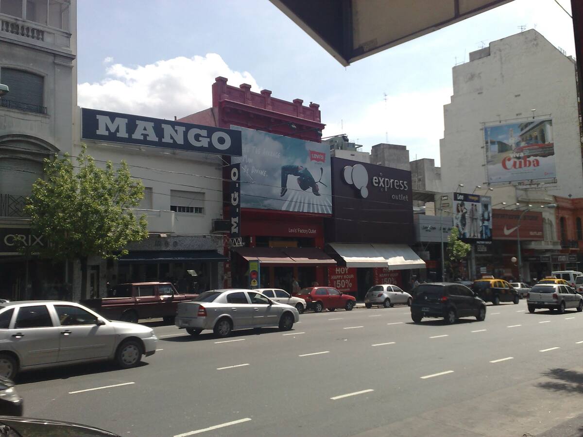 Los outlets más populares en Buenos Aires no son únicamente una opción para ahorrar