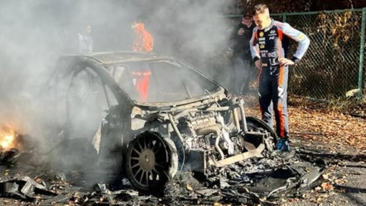Drama en el Mundial de Rally: Dani Sordo corría en Japón y se le incendió el auto