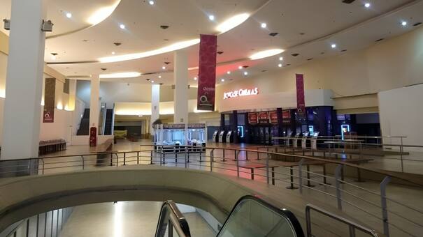 De un shopping “fantasma” a mega outlet en Haedo: la historia del centro comercial donde cantó Christina Aguilera y busca revolucionar Zona Oeste