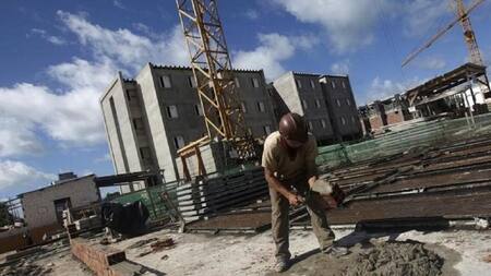 Producción industrial de Brasil - Construcción - Reuters