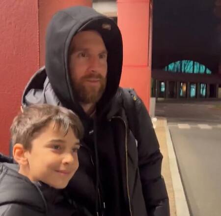 Lionel Messi en Euro Disney, foto redes sociales