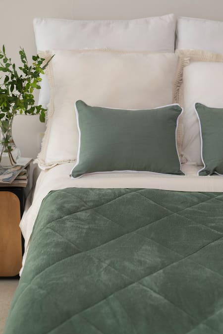 Acolchado, ropa de cama, sabanas. Foto Unsplash