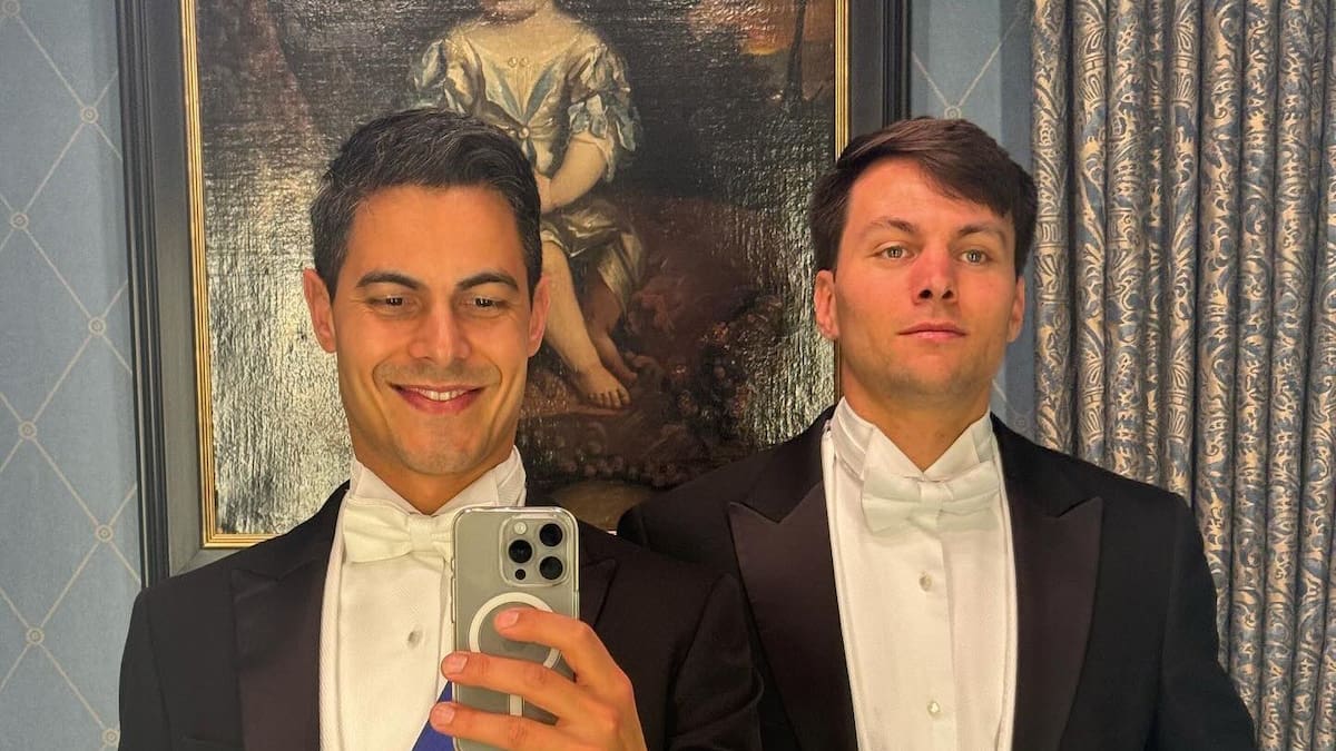 Rob Jetten, Primer Ministro de los Países Bajos, y Nicolás Keenan, jugador de hockey argentino.