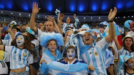 Hinchas argentinos. Foto: EFE