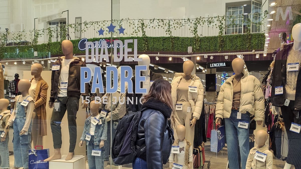 Las ventas por el Día del Padre cayeron por cuarto año consecutivo pese a los descuentos.