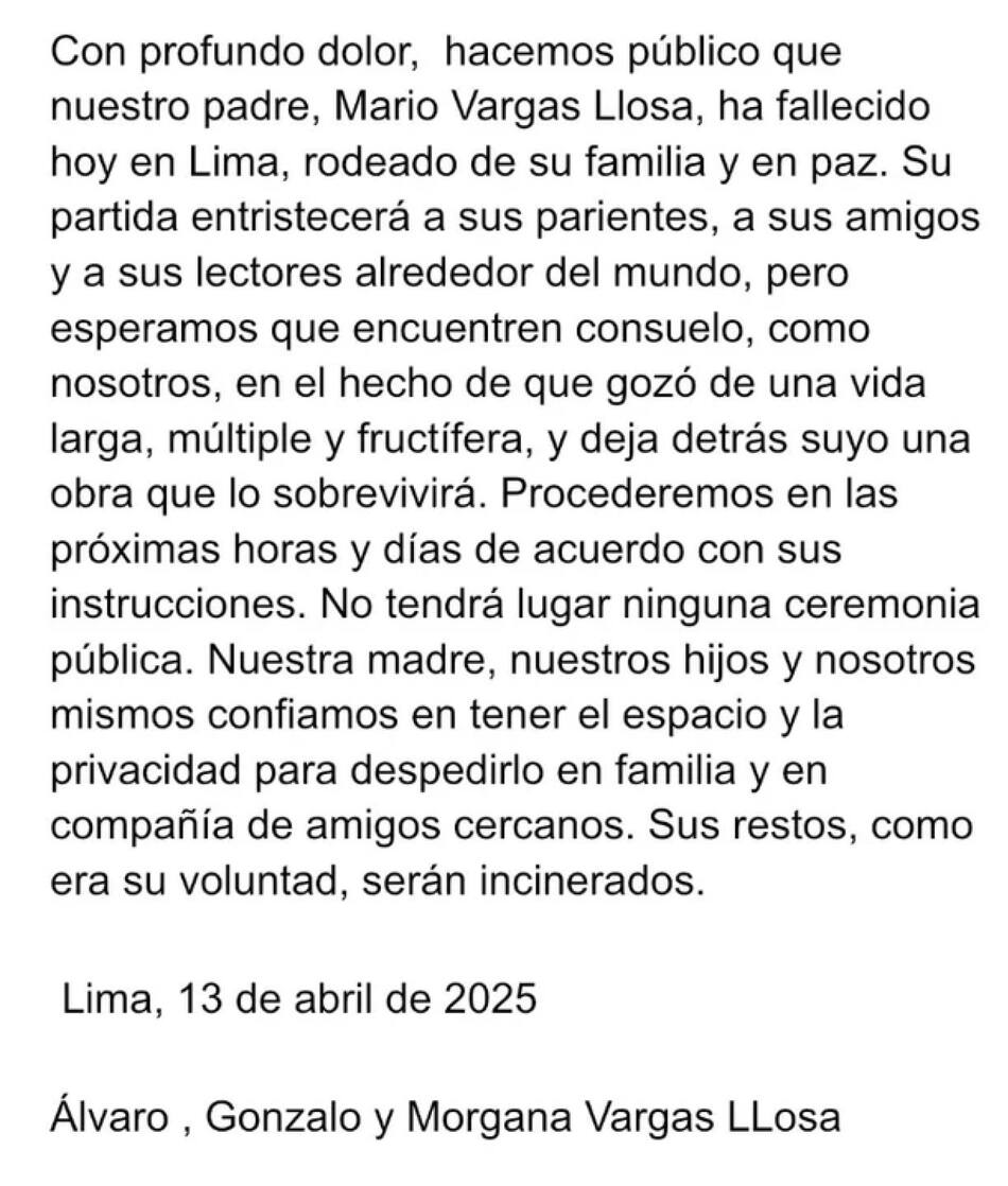 Murió Mario Vargas Llosa.